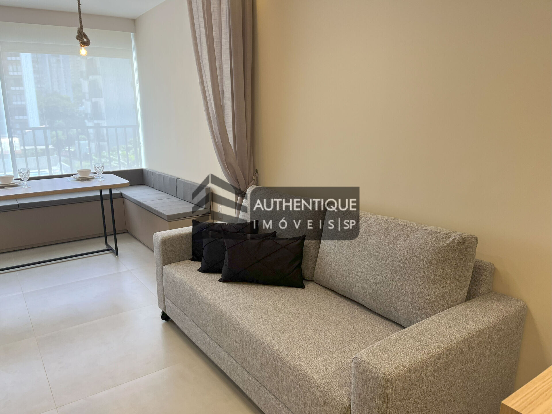 Apartamento à venda com 1 quarto, 42m² - Foto 3