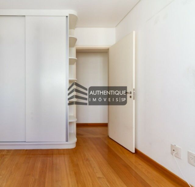 Apartamento à venda com 3 quartos, 189m² - Foto 21