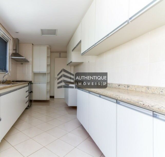 Apartamento à venda com 3 quartos, 189m² - Foto 17