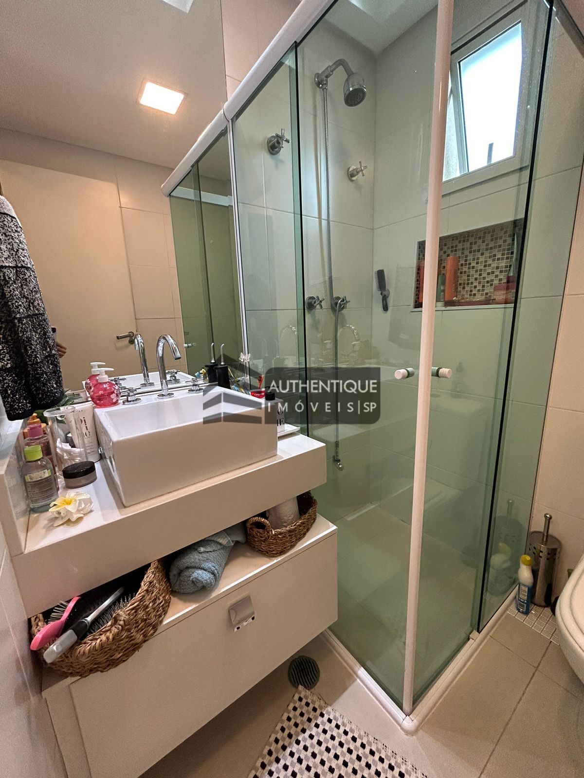 Apartamento à venda com 2 quartos, 75m² - Foto 26