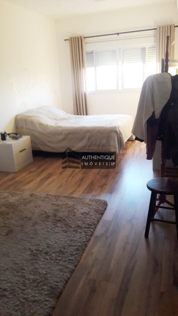 Apartamento à venda com 4 quartos, 194m² - Foto 18