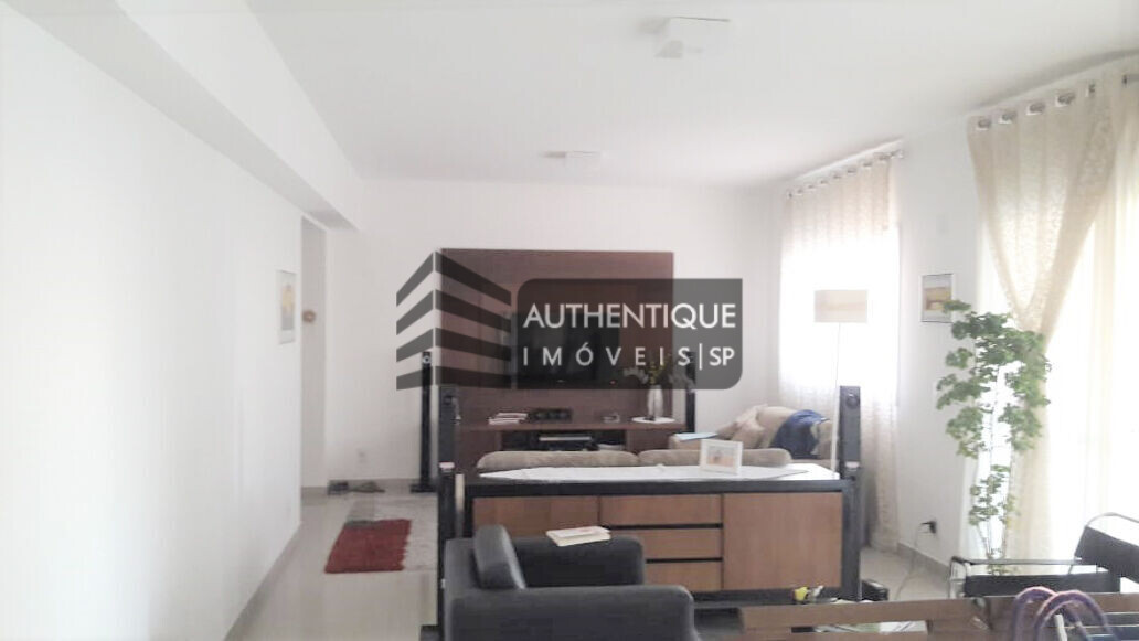 Apartamento à venda com 4 quartos, 194m² - Foto 2