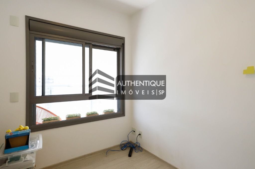 Apartamento à venda com 2 quartos, 69m² - Foto 28