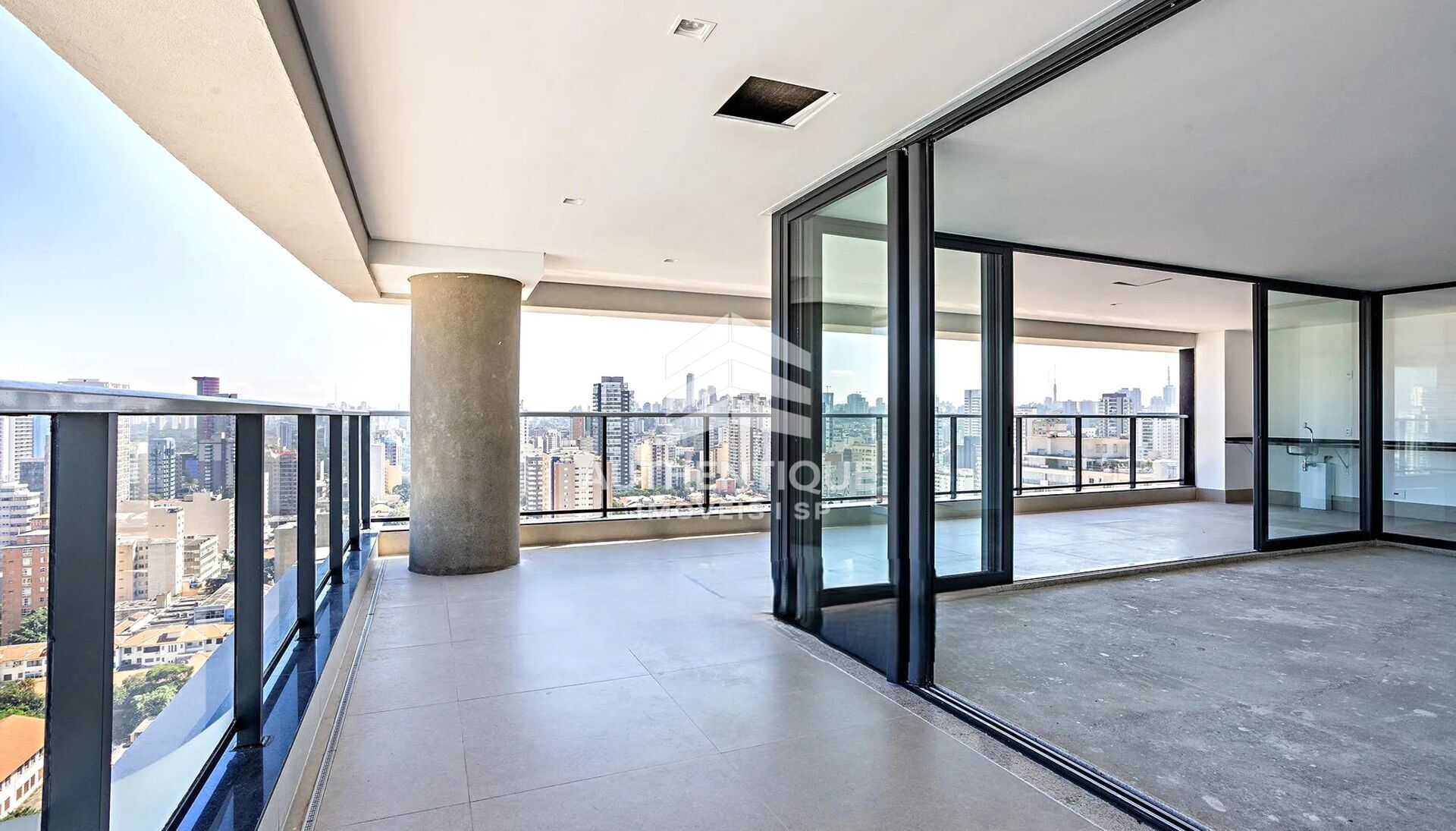 Apartamento, 4 quartos, 231 m² - Foto 1