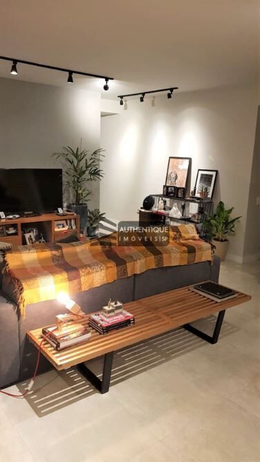 Apartamento à venda com 2 quartos, 85m² - Foto 4