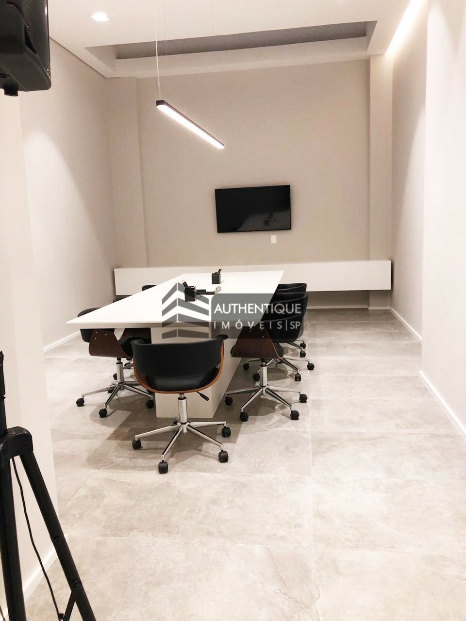 Apartamento à venda com 1 quarto, 50m² - Foto 19