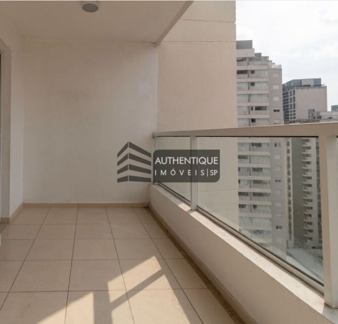 Apartamento à venda com 1 quarto, 40m² - Foto 2