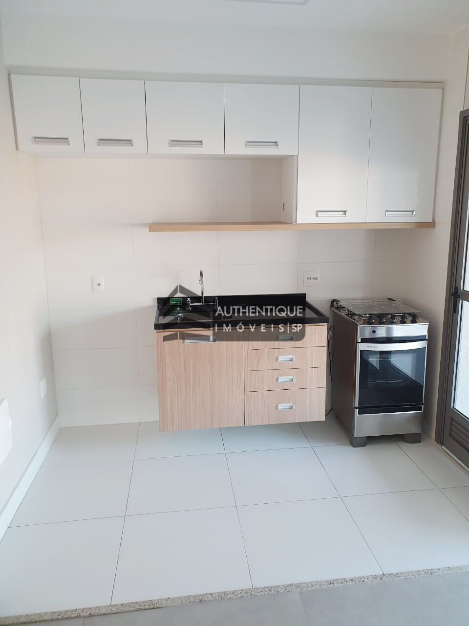 Apartamento à venda com 1 quarto, 50m² - Foto 8