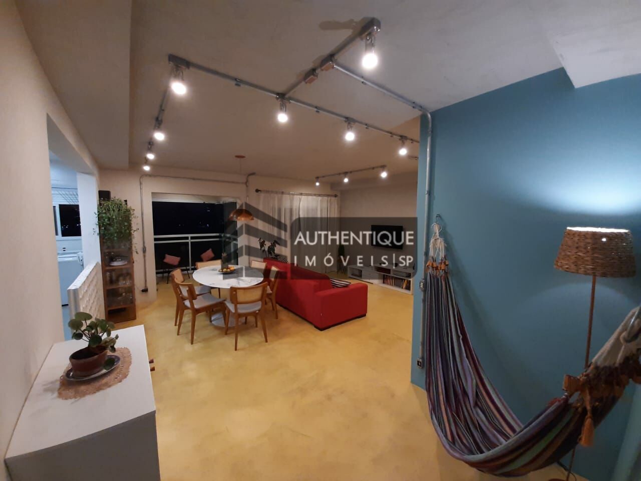 Apartamento à venda com 2 quartos, 69m² - Foto 5