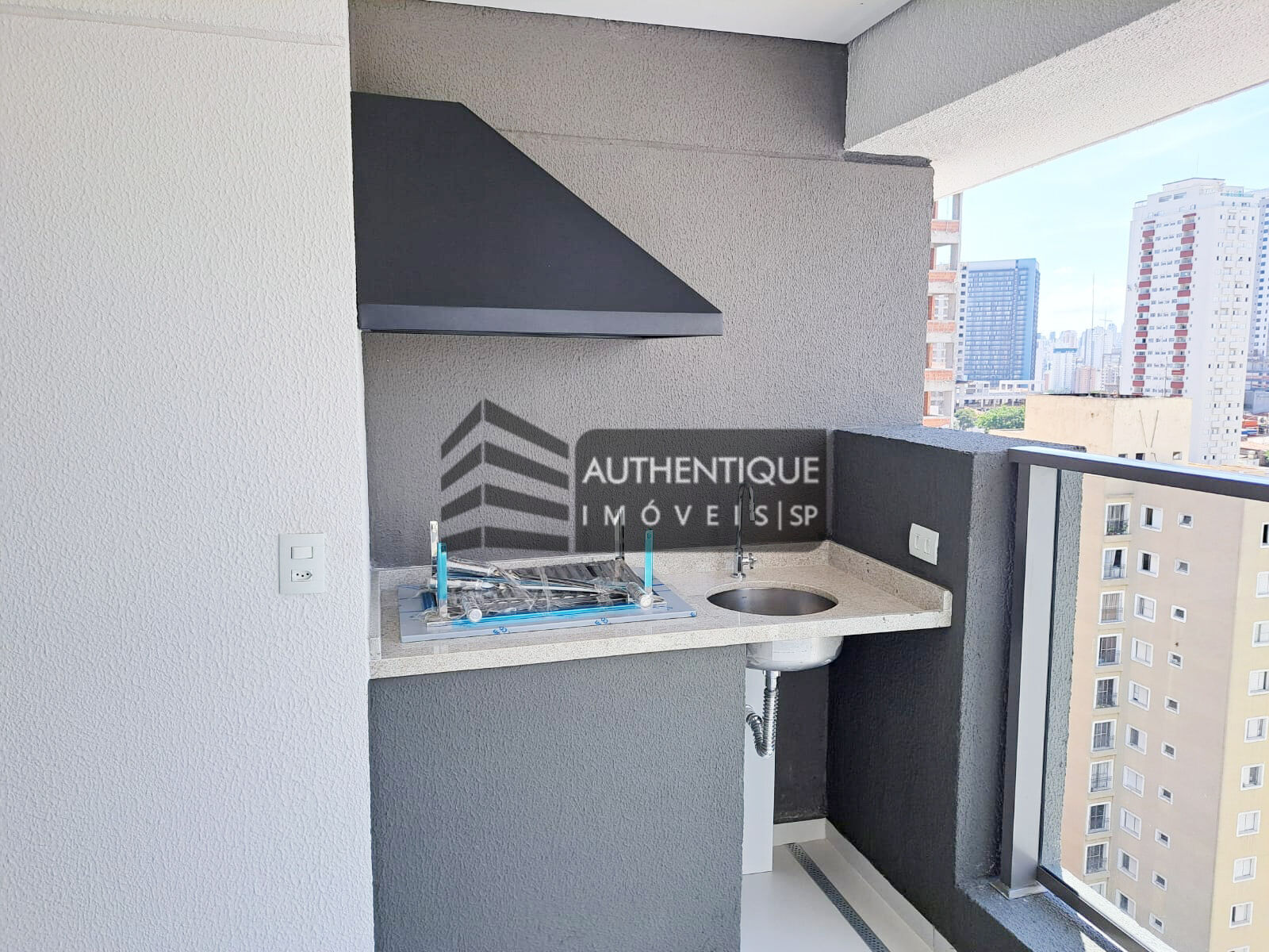 Apartamento à venda com 3 quartos, 79m² - Foto 2