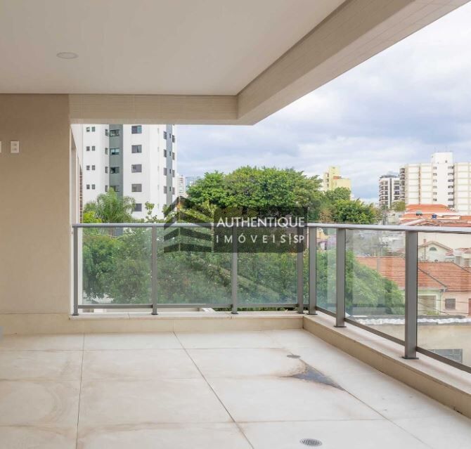 Apartamento à venda com 3 quartos, 131m² - Foto 1