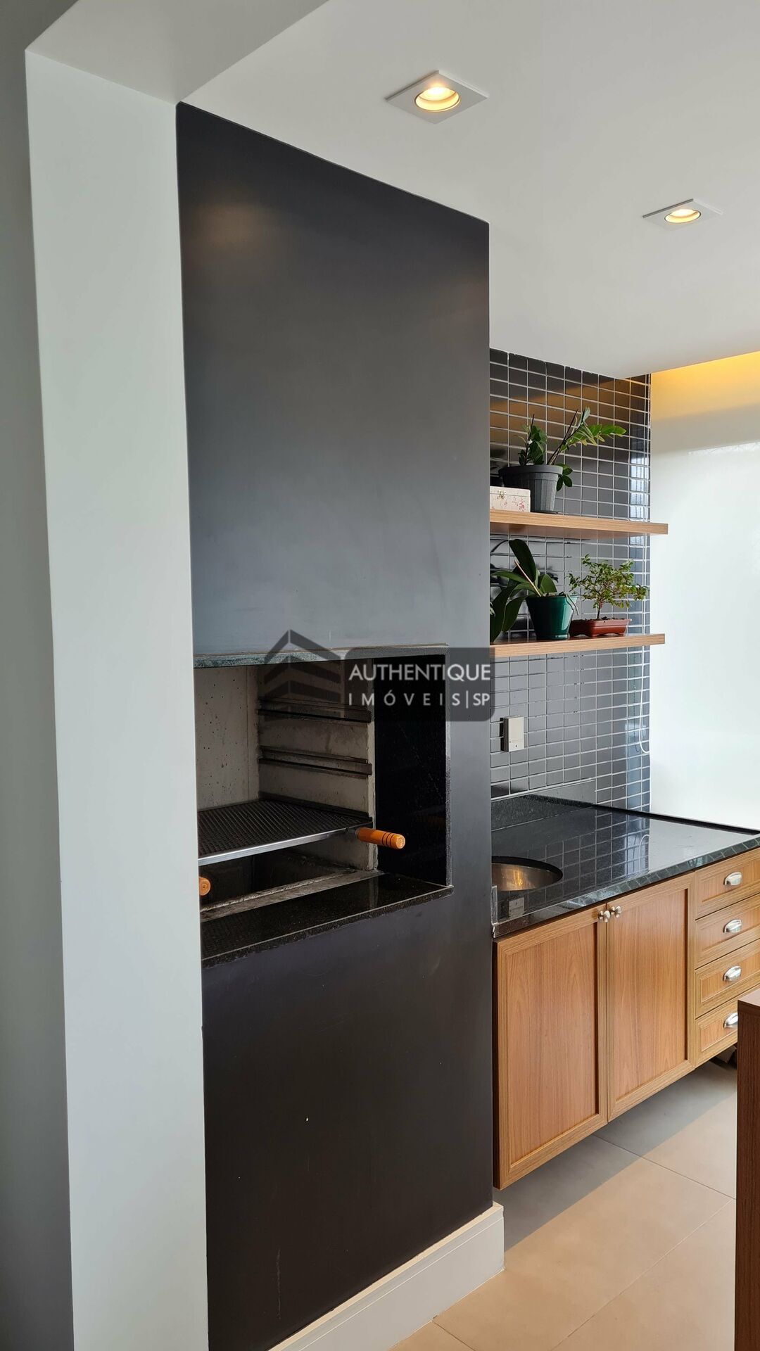 Apartamento à venda com 3 quartos, 134m² - Foto 19