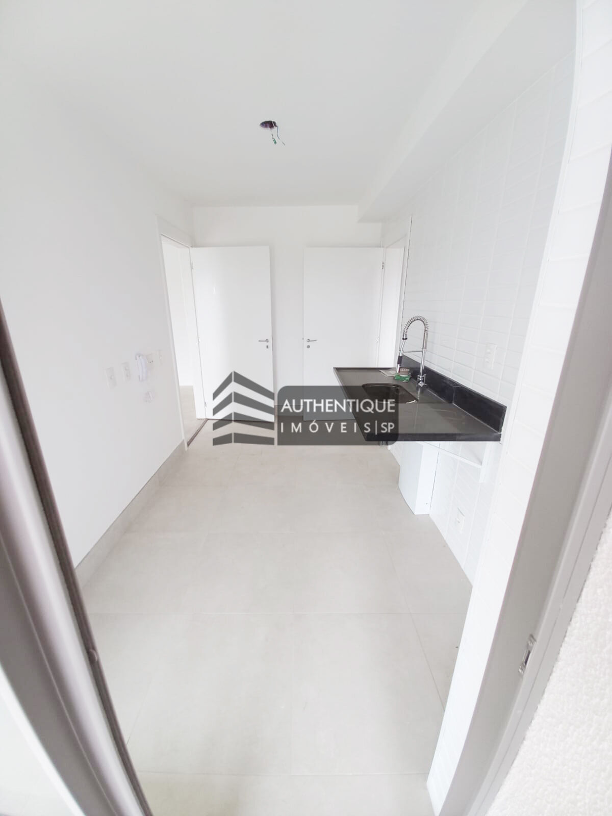 Apartamento à venda com 4 quartos, 147m² - Foto 6