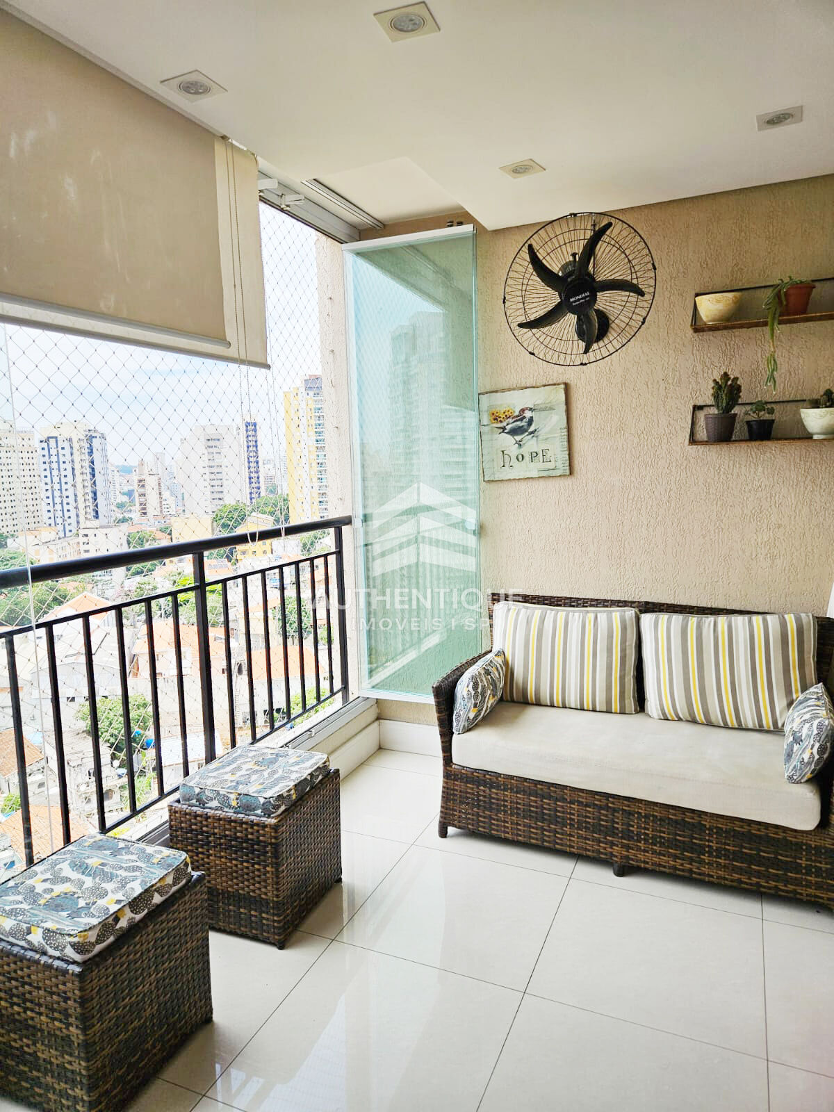 Apartamento, 3 quartos, 100 m² - Foto 1