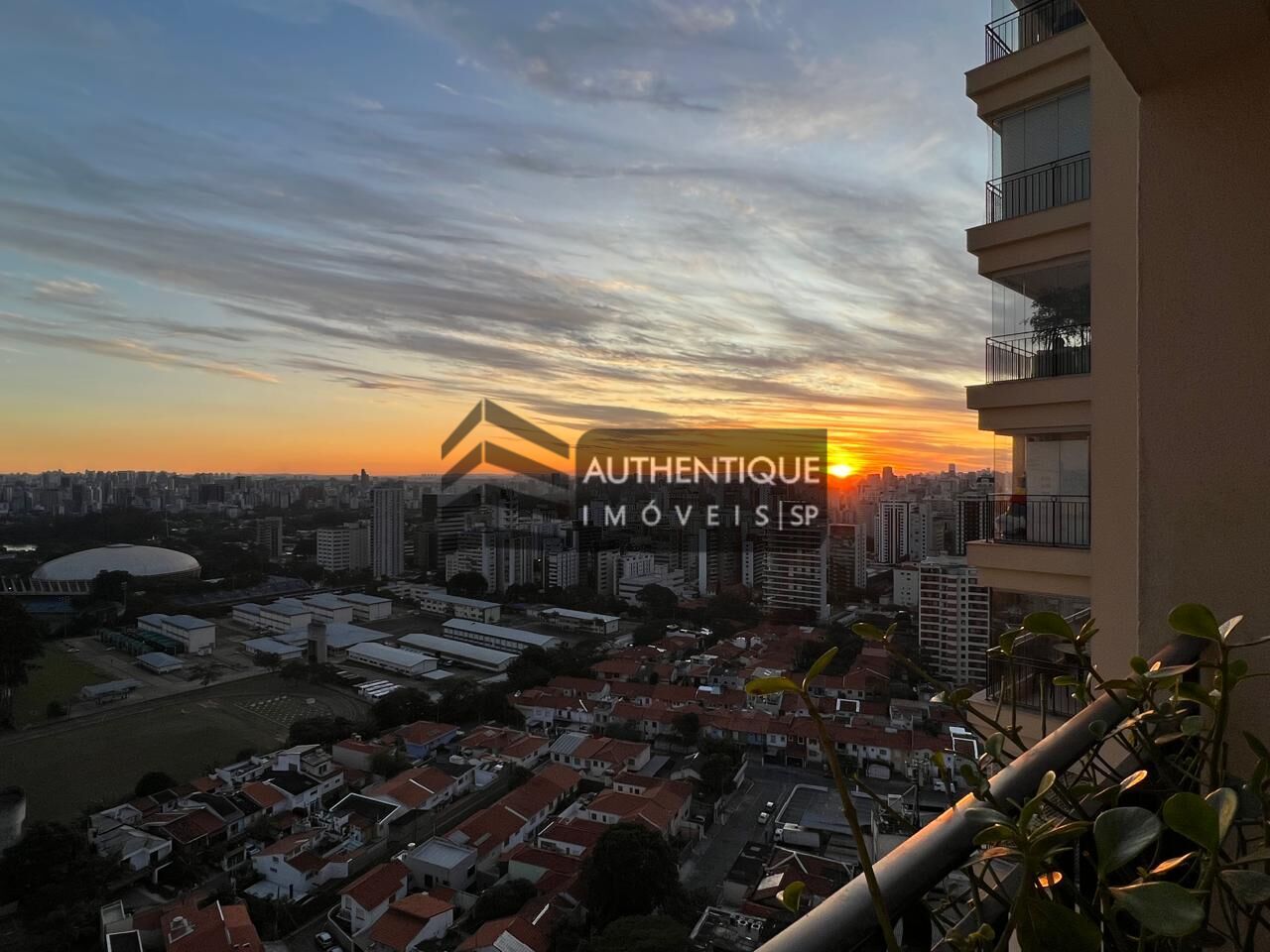 Apartamento à venda com 4 quartos, 276m² - Foto 11