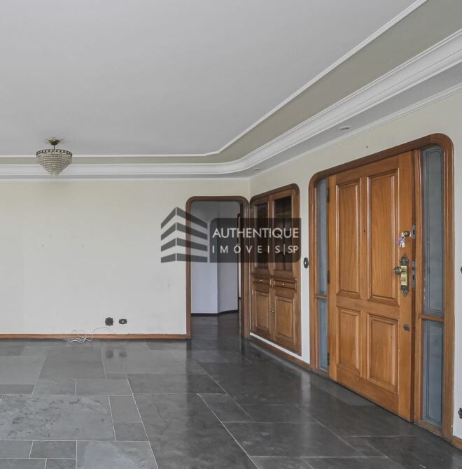 Apartamento à venda com 3 quartos, 180m² - Foto 22