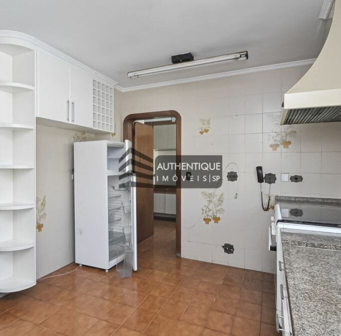 Apartamento à venda com 3 quartos, 180m² - Foto 30