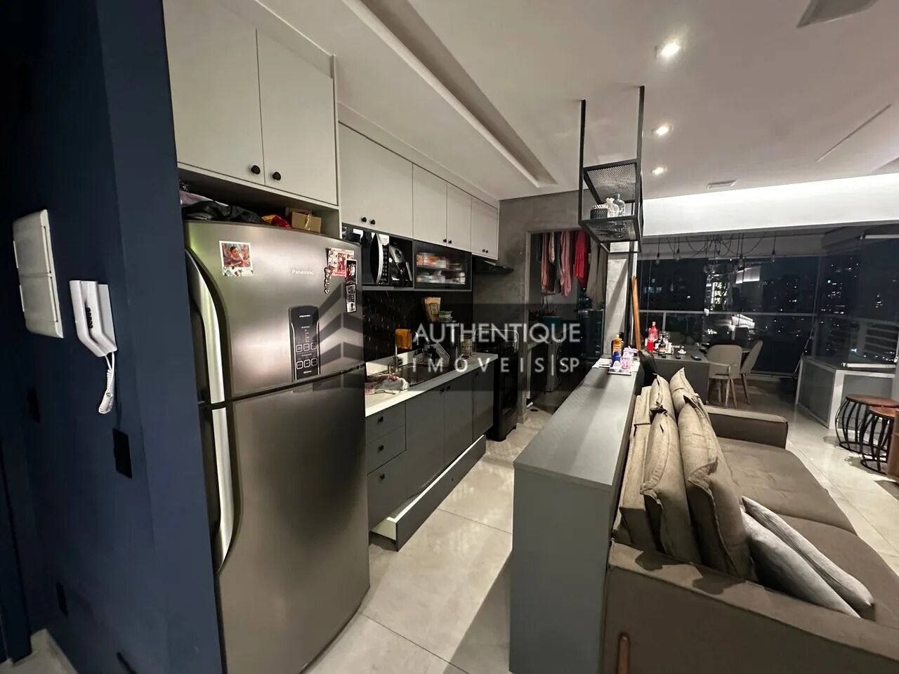 Apartamento à venda com 2 quartos, 68m² - Foto 7