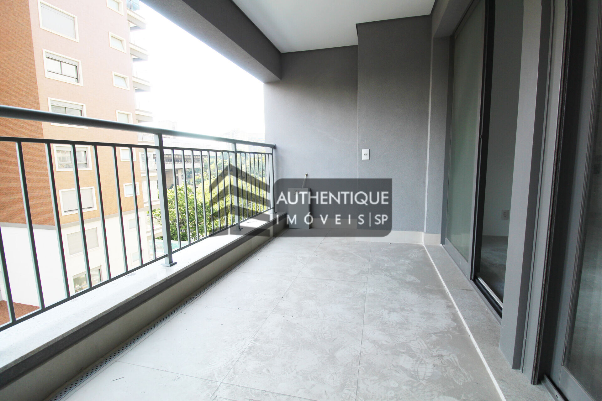 Apartamento à venda com 2 quartos, 77m² - Foto 14