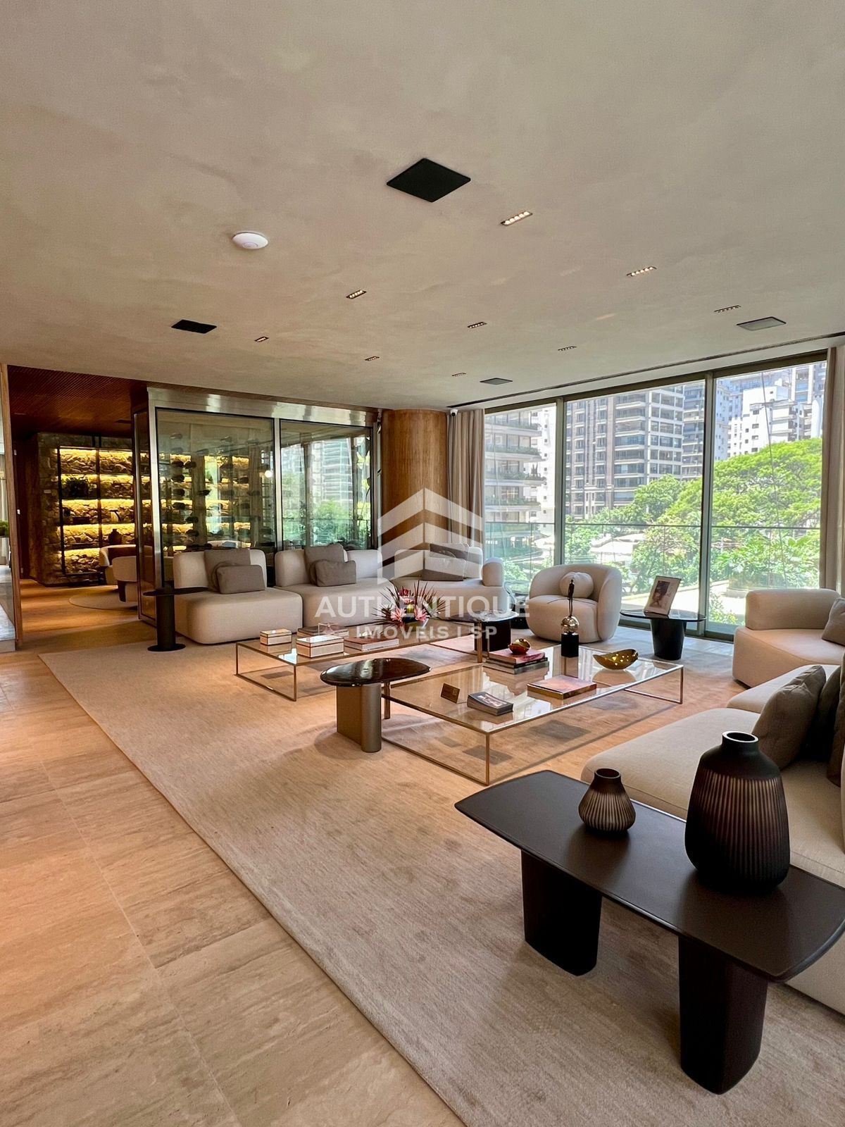 Apartamento, 4 quartos, 355 m² - Foto 1