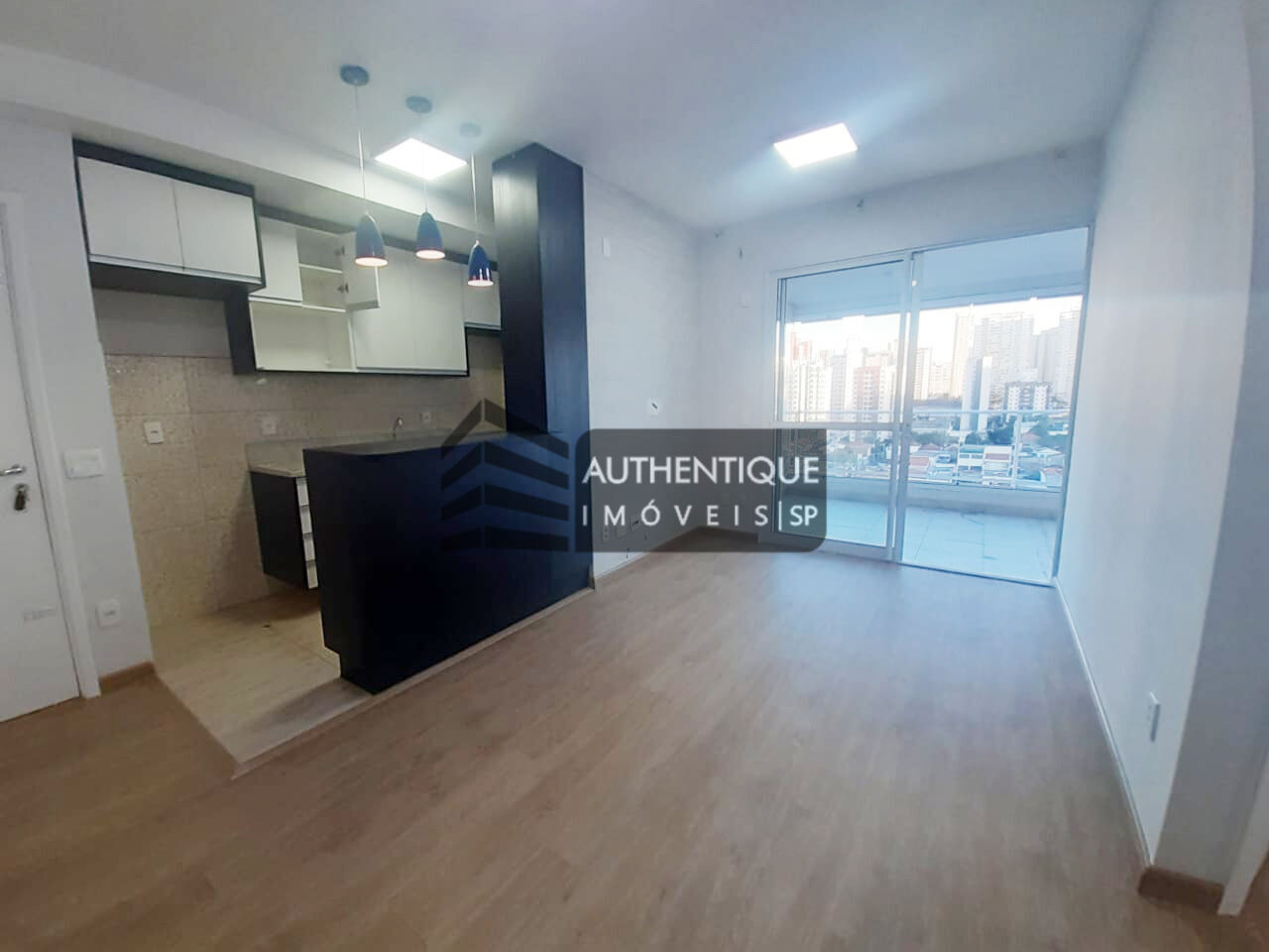 Apartamento à venda com 2 quartos, 71m² - Foto 3