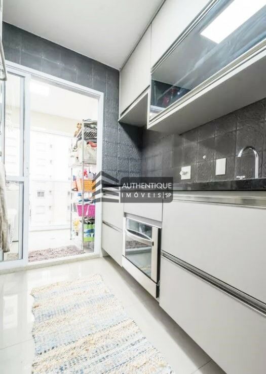 Apartamento à venda com 2 quartos, 74m² - Foto 31