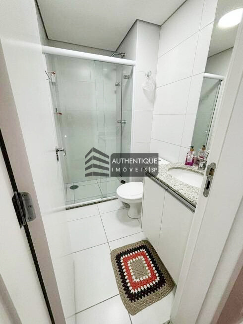 Apartamento à venda com 2 quartos, 60m² - Foto 16