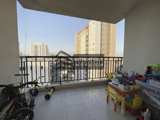 Apartamento à venda com 2 quartos, 68m² - Foto 3