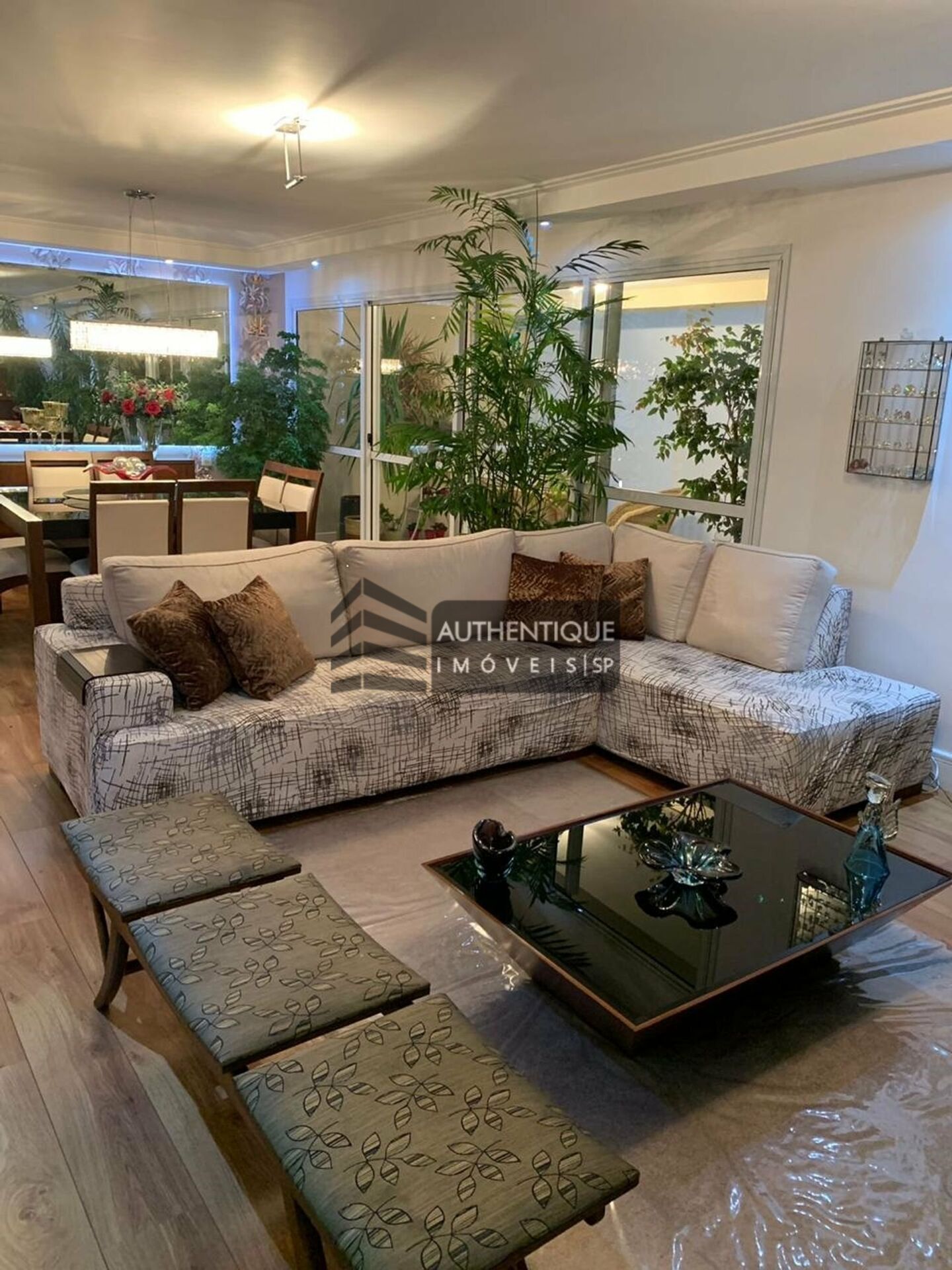 Apartamento à venda com 3 quartos, 134m² - Foto 29