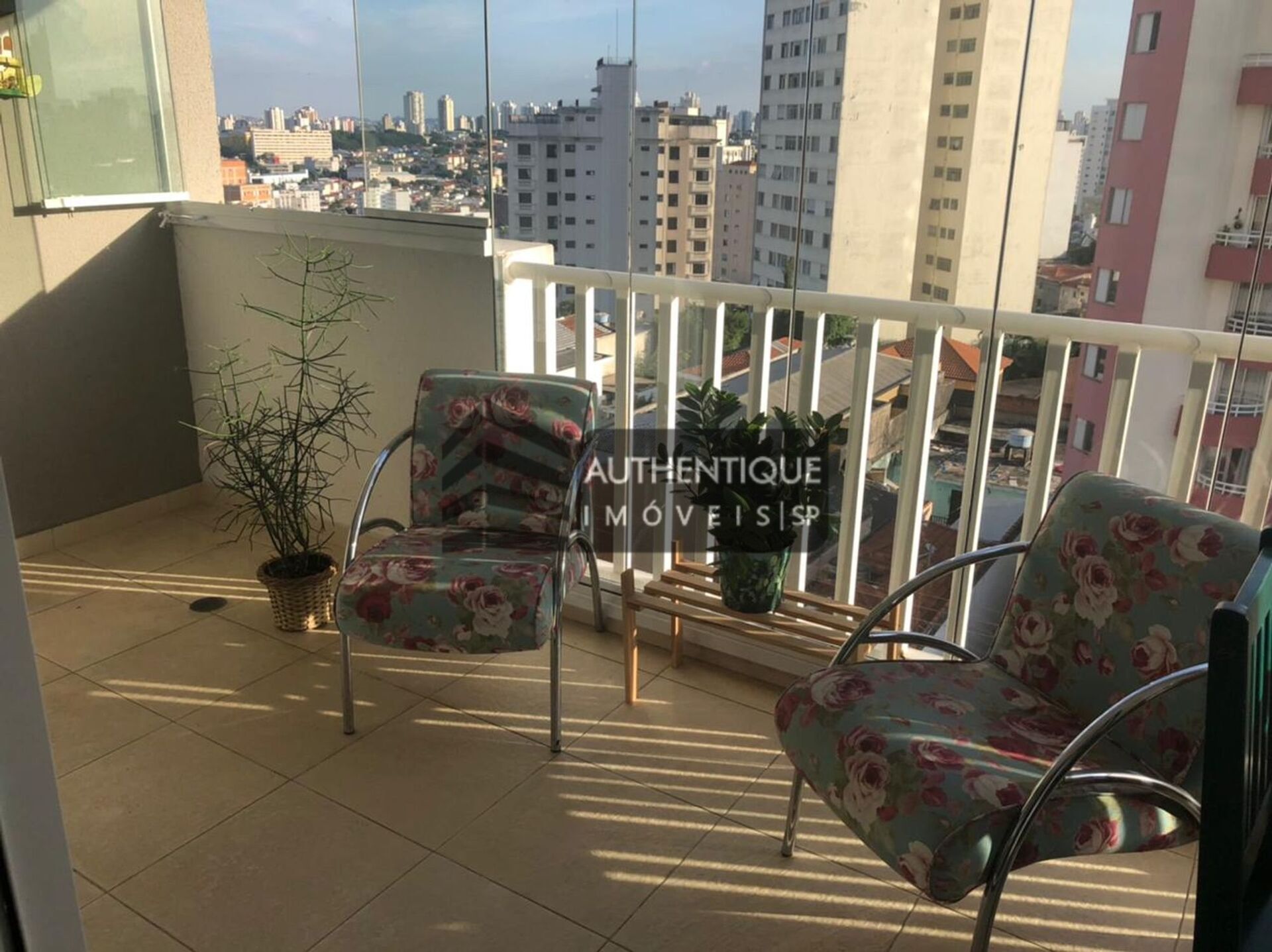 Apartamento à venda com 2 quartos, 95m² - Foto 4