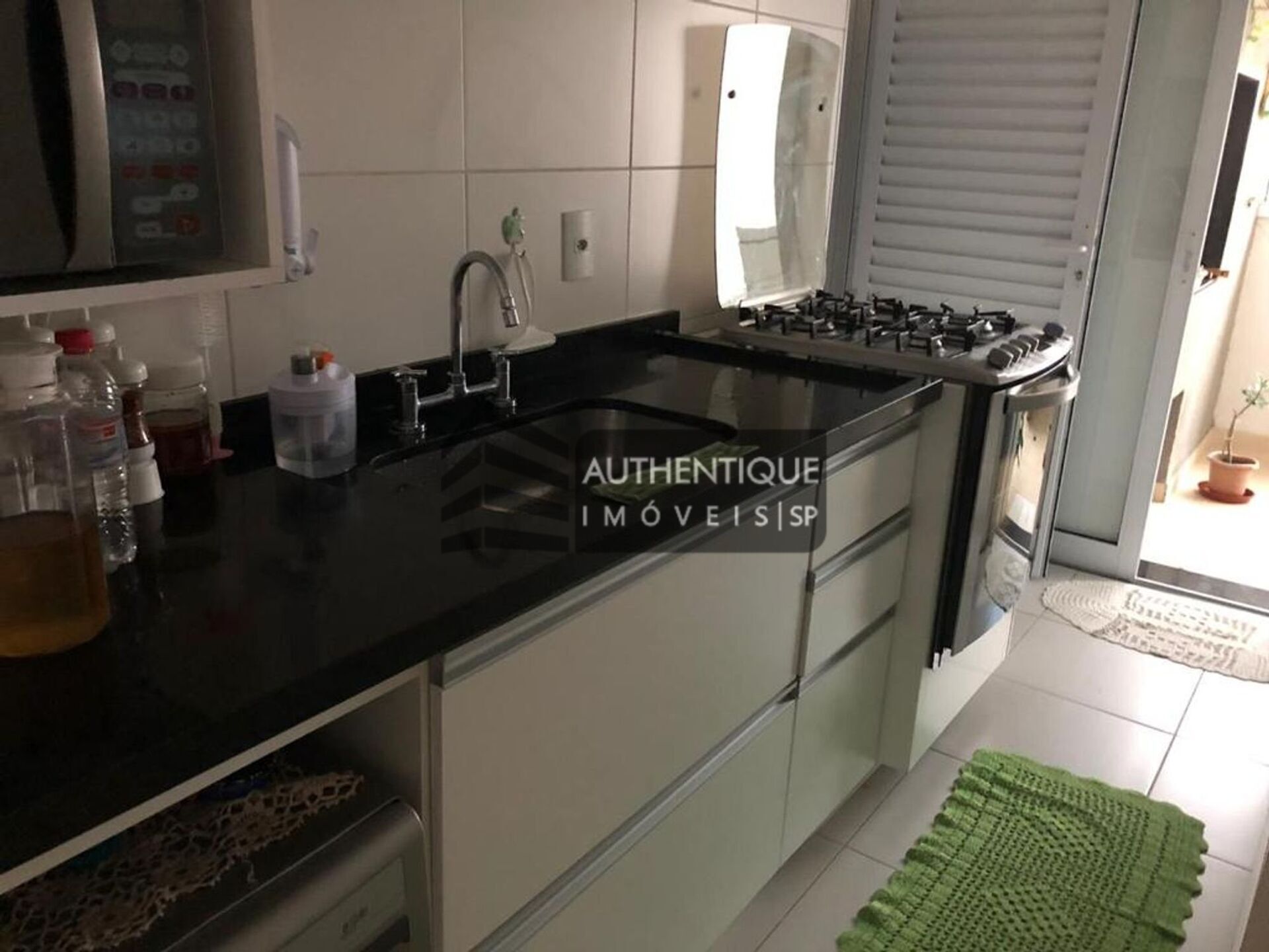 Apartamento à venda com 2 quartos, 95m² - Foto 13