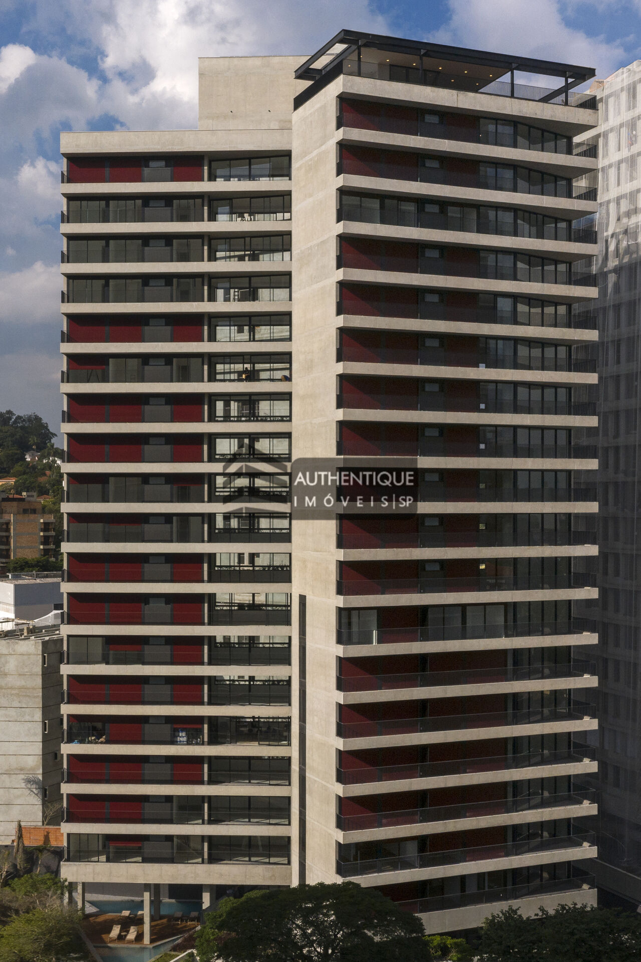 Apartamento à venda com 3 quartos, 151m² - Foto 1