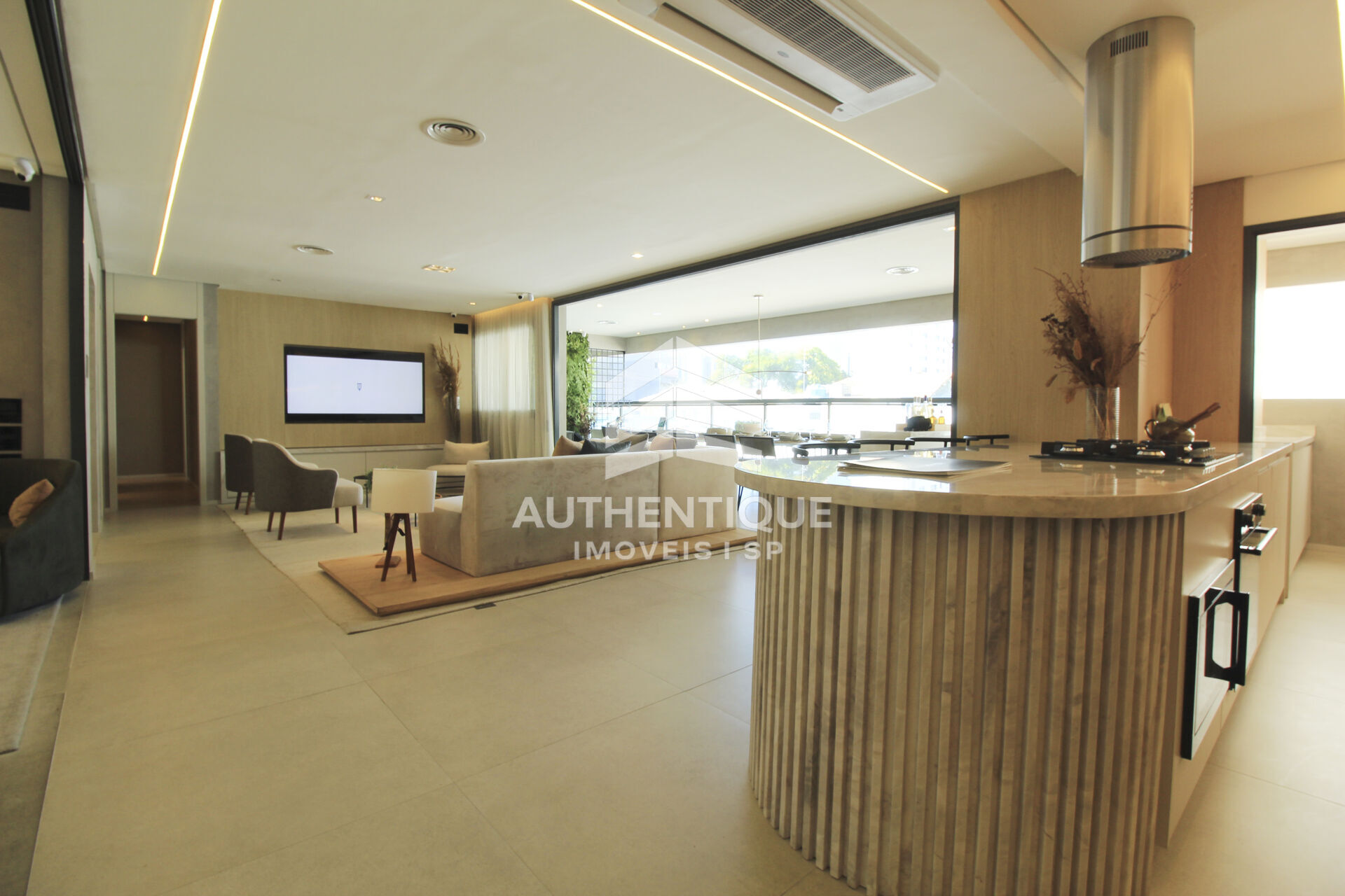 Apartamento, 4 quartos, 266 m² - Foto 1