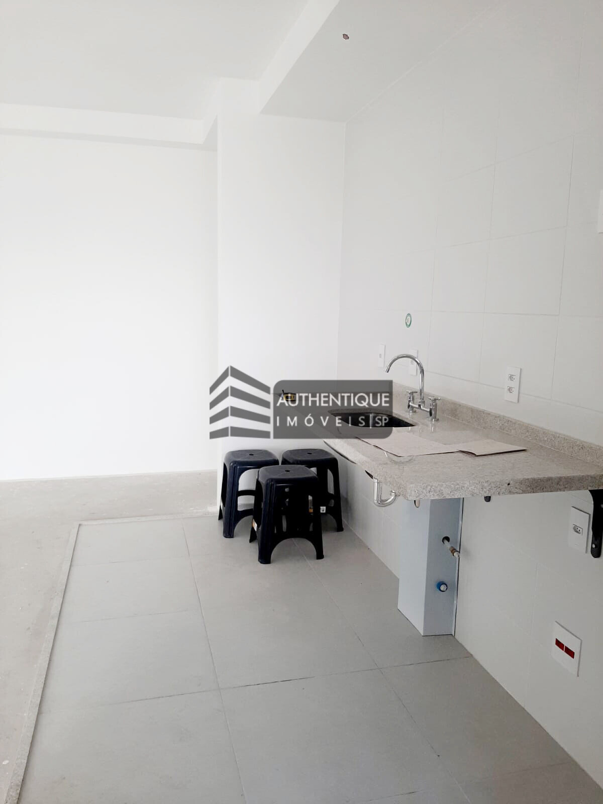 Apartamento à venda com 2 quartos, 79m² - Foto 7