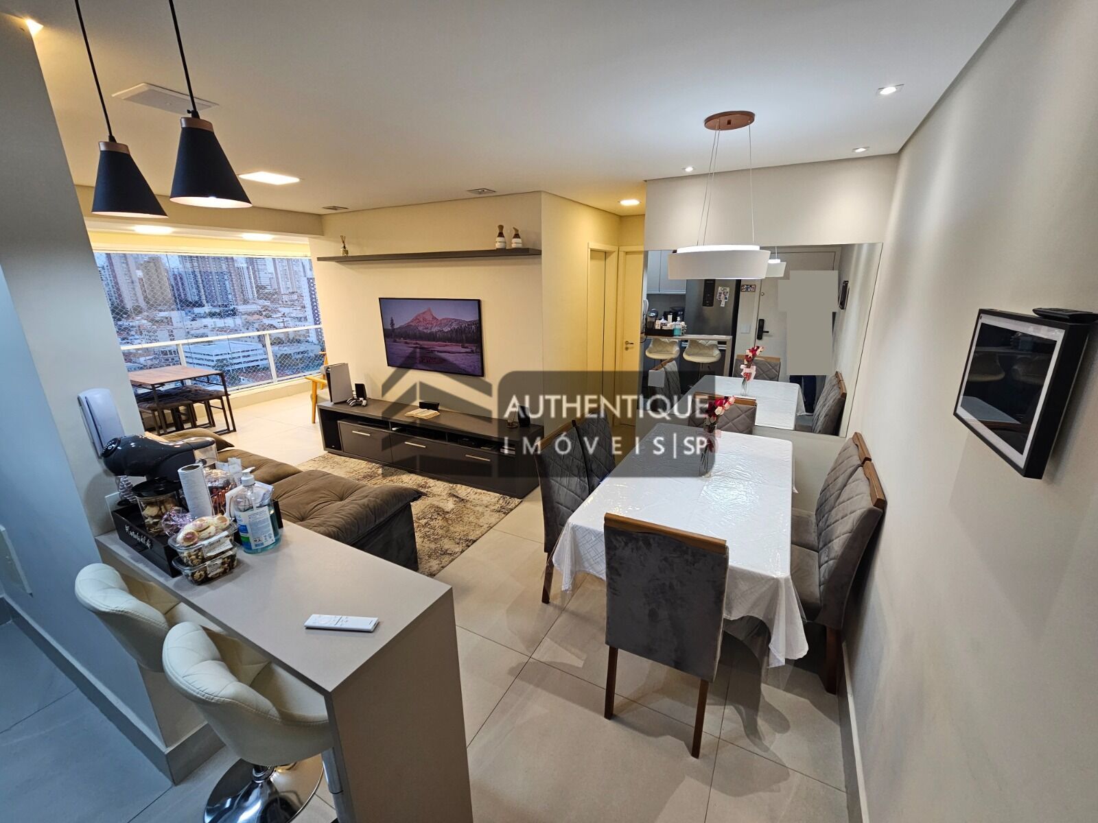 Apartamento à venda com 2 quartos, 72m² - Foto 2