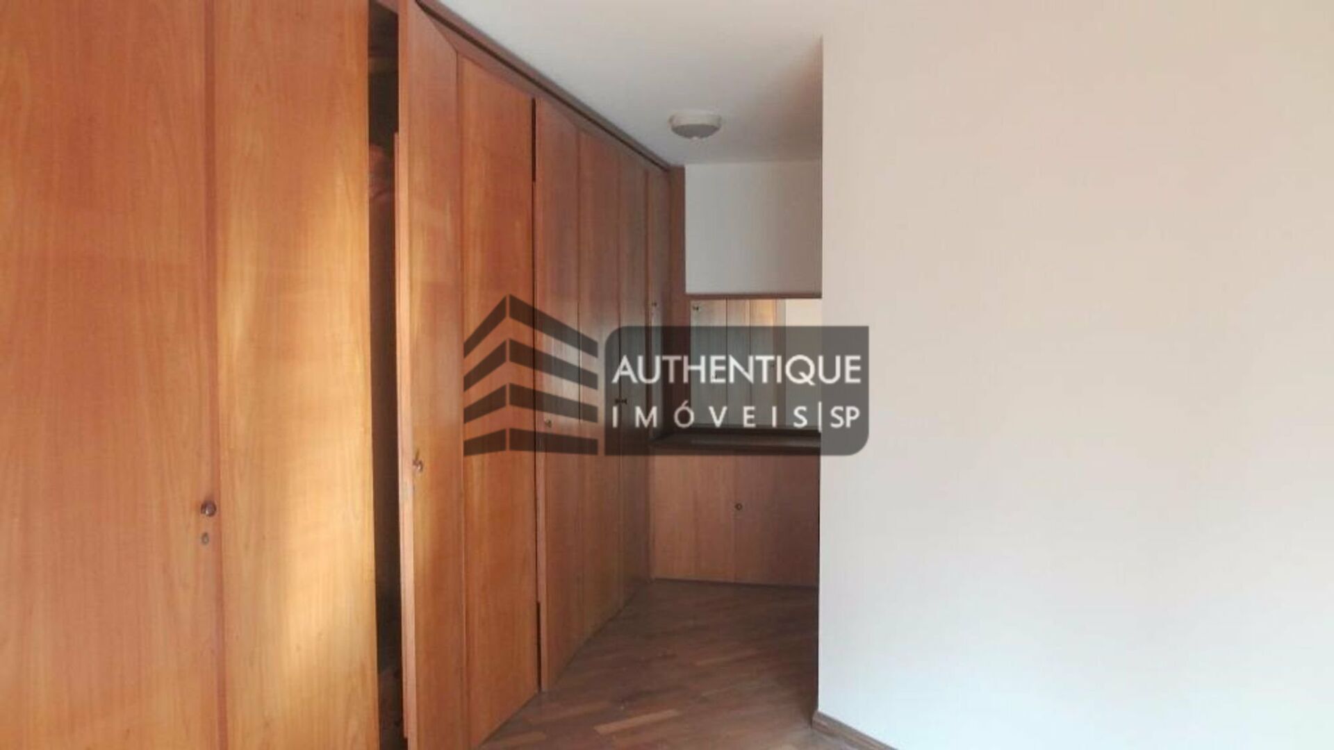 Apartamento à venda com 4 quartos, 204m² - Foto 19