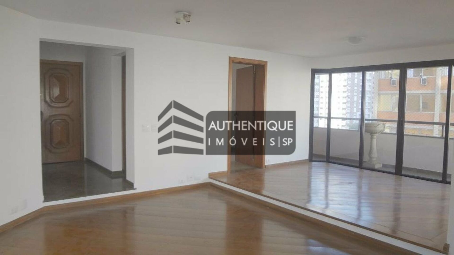 Apartamento à venda com 4 quartos, 204m² - Foto 12