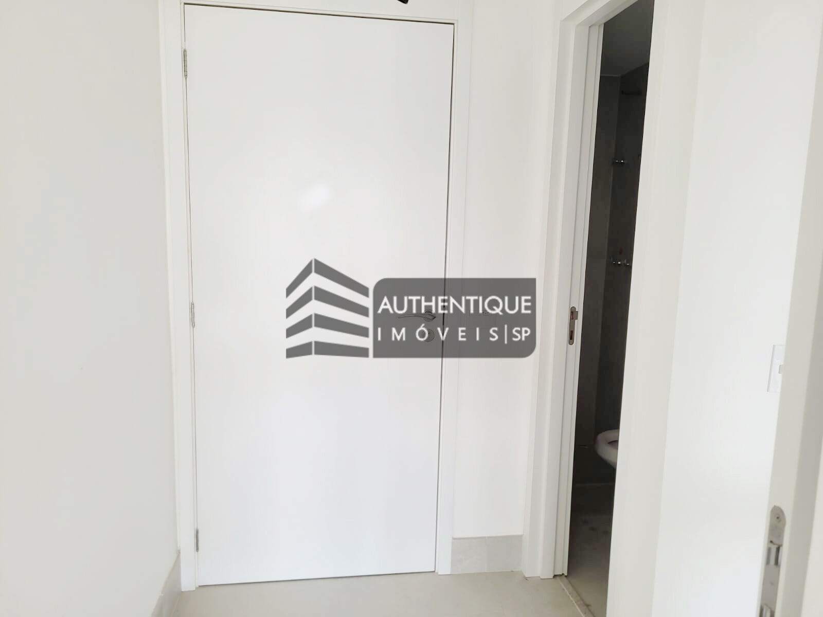 Apartamento à venda com 3 quartos, 149m² - Foto 12