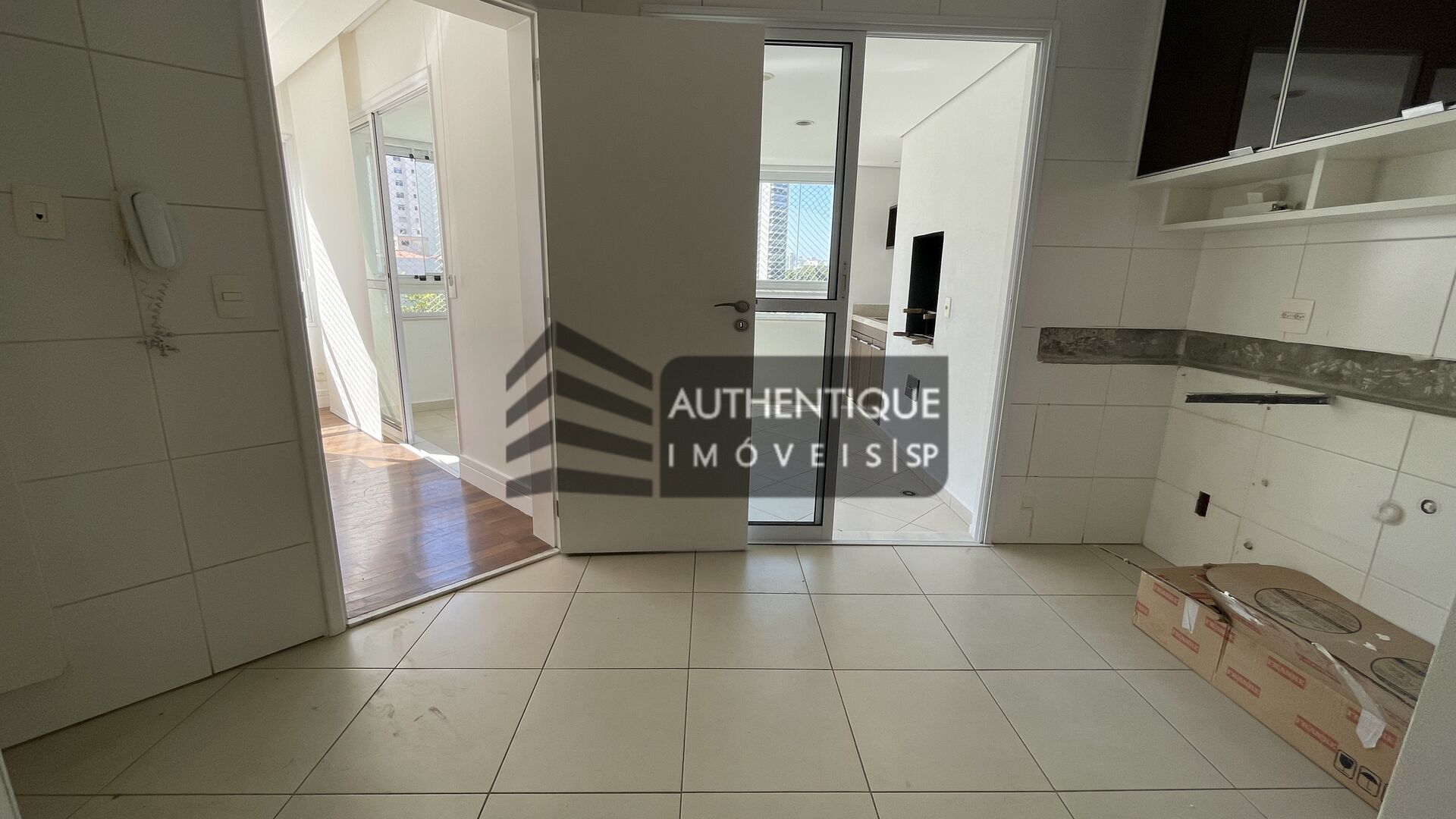 Apartamento à venda com 3 quartos, 115m² - Foto 47