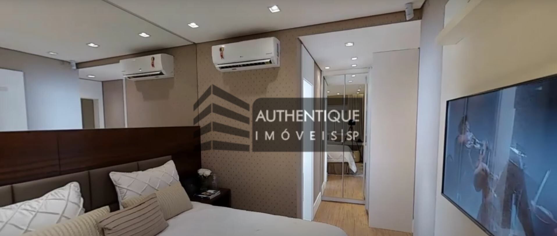 Apartamento à venda com 2 quartos, 67m² - Foto 52