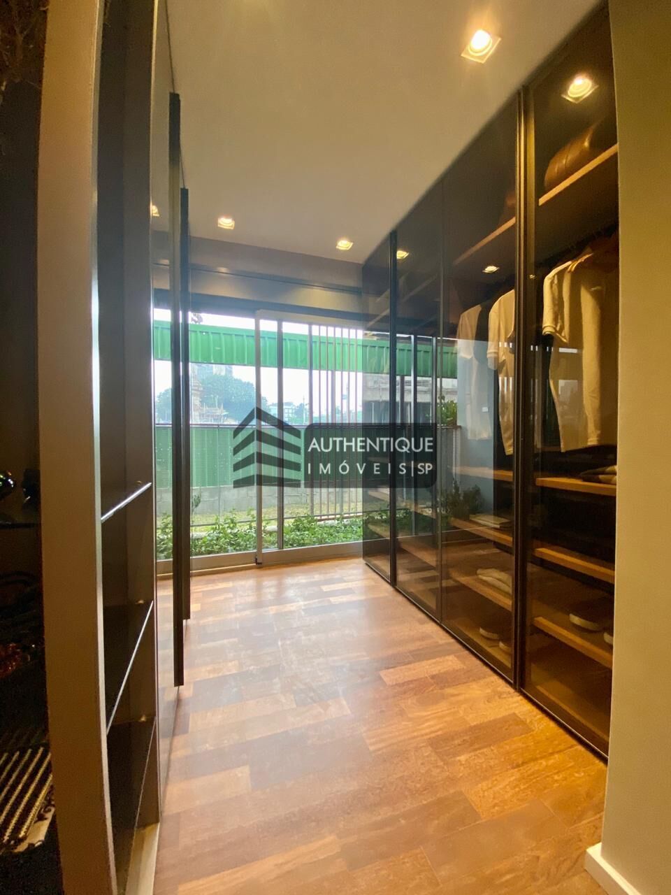 Apartamento à venda com 4 quartos, 197m² - Foto 18