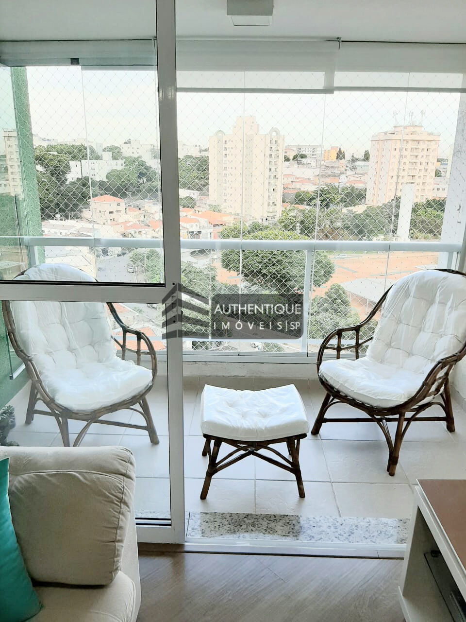 Apartamento à venda com 2 quartos, 63m² - Foto 1