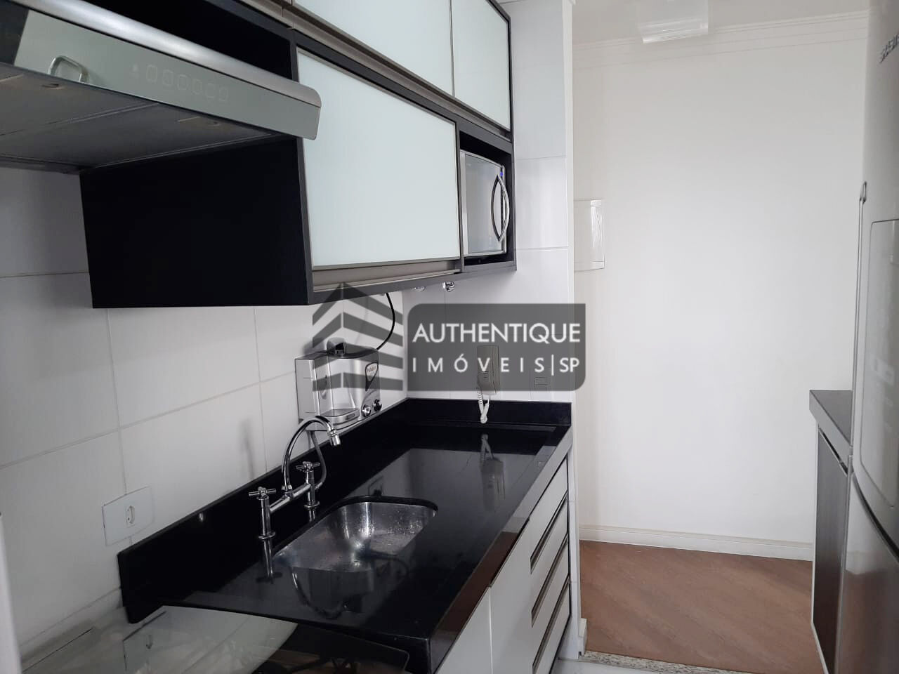 Apartamento à venda com 2 quartos, 63m² - Foto 7