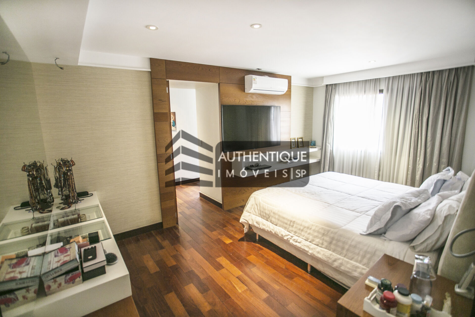 Apartamento à venda com 3 quartos, 290m² - Foto 17