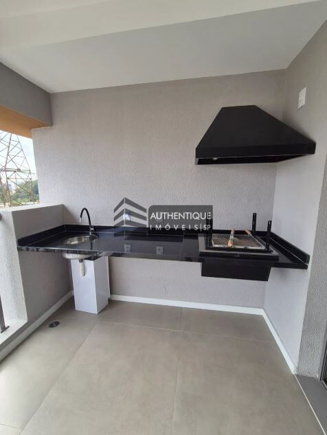 Apartamento à venda com 3 quartos, 139m² - Foto 2