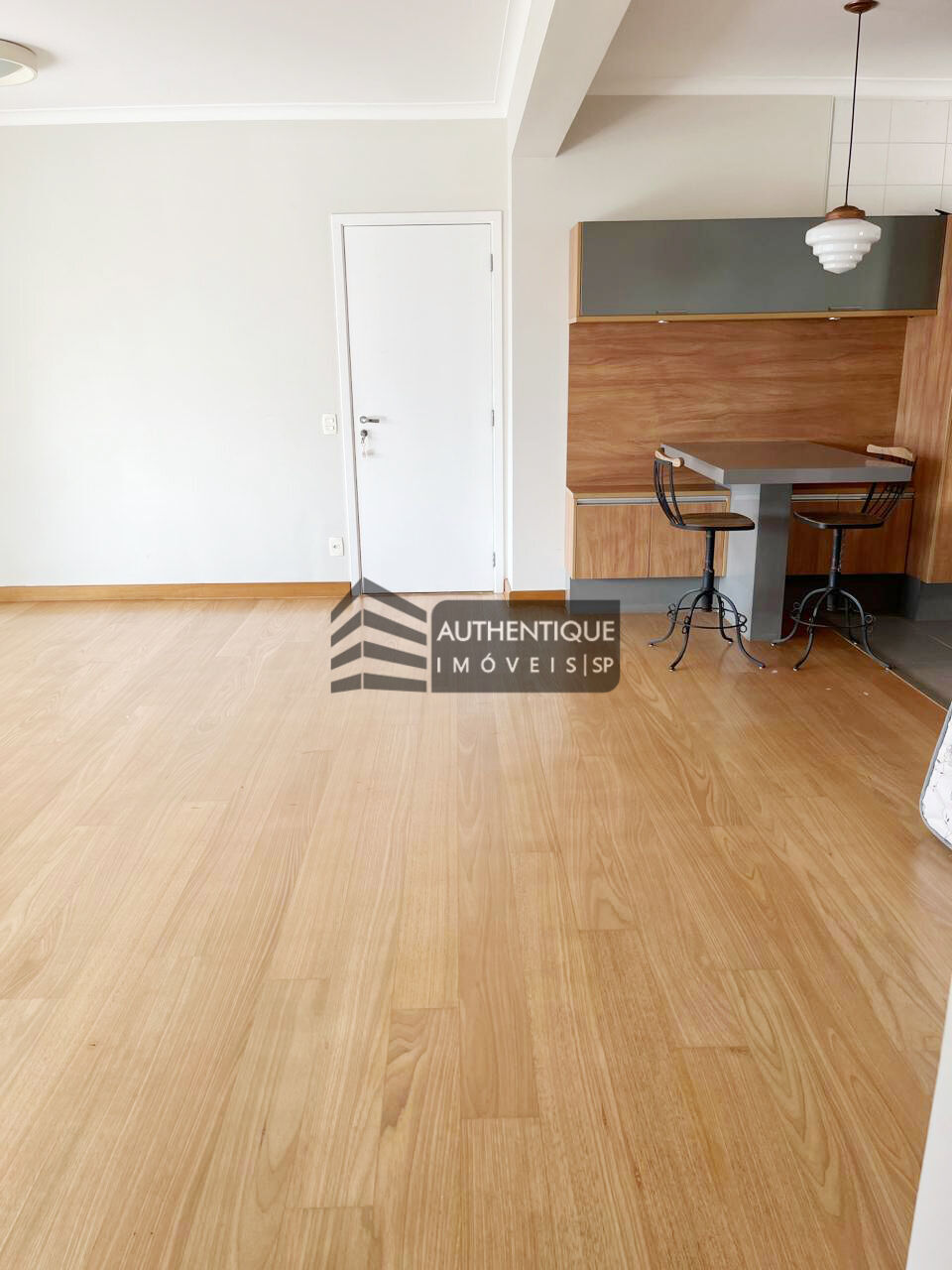 Apartamento à venda com 3 quartos, 142m² - Foto 7