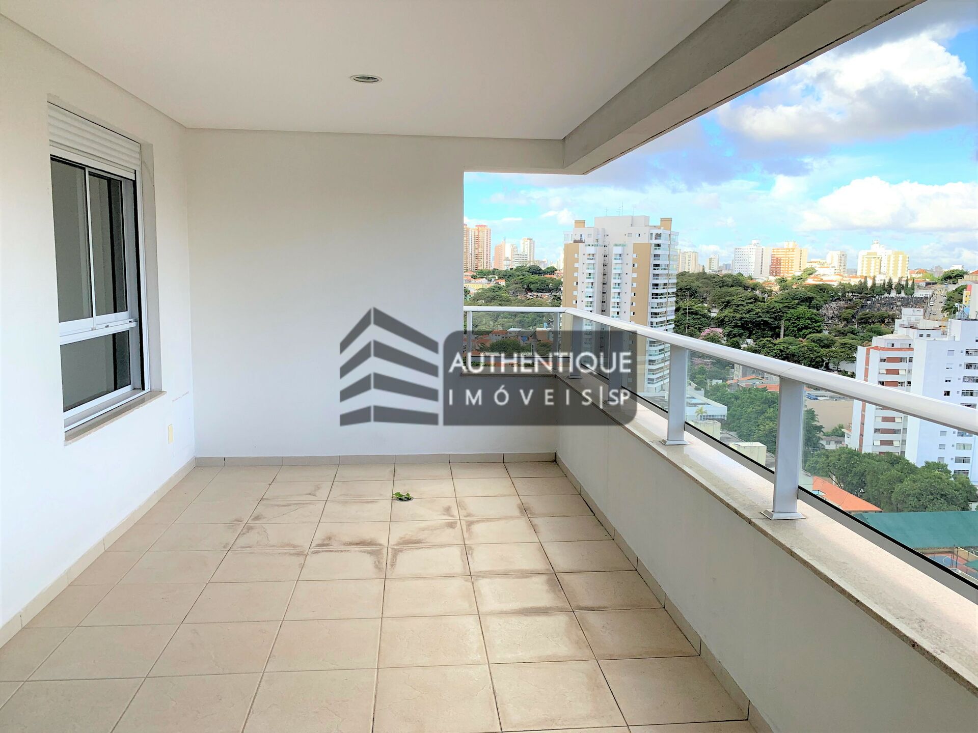 Apartamento à venda com 3 quartos, 100m² - Foto 2