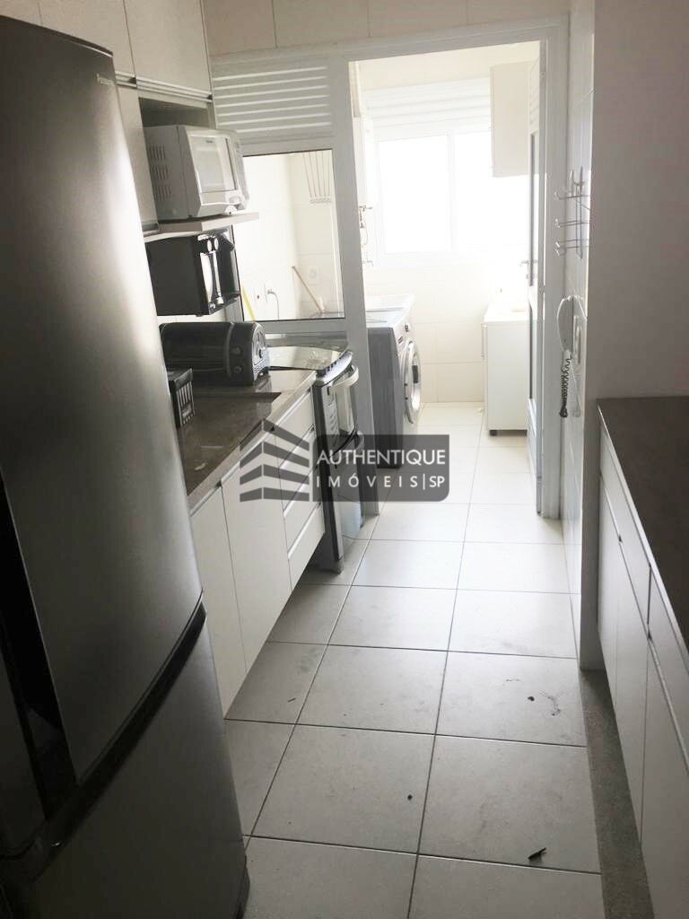 Apartamento à venda com 2 quartos, 67m² - Foto 4