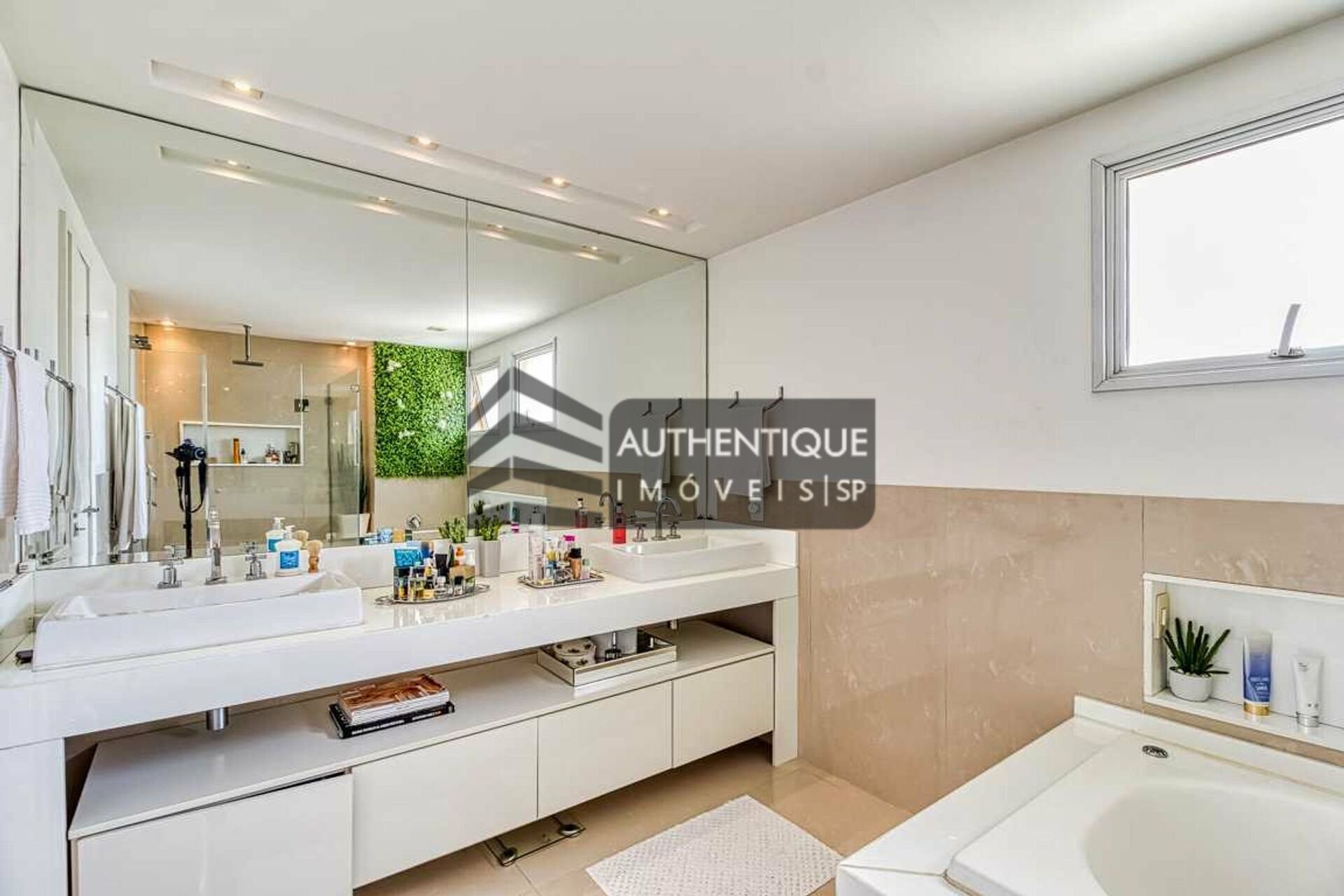 Apartamento à venda com 3 quartos, 225m² - Foto 40