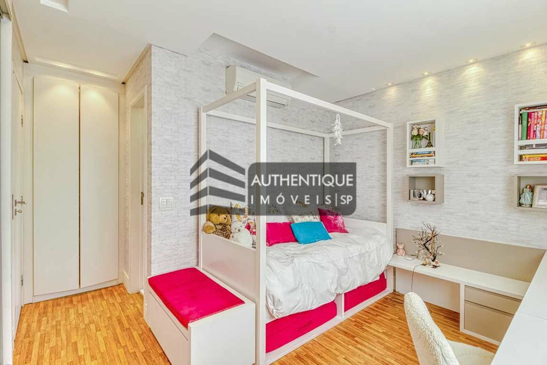 Apartamento à venda com 3 quartos, 225m² - Foto 31